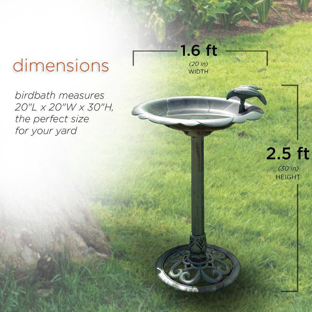 Outdoor Polypropylene Weather Resistant Bird Bath in Dark Green Finish