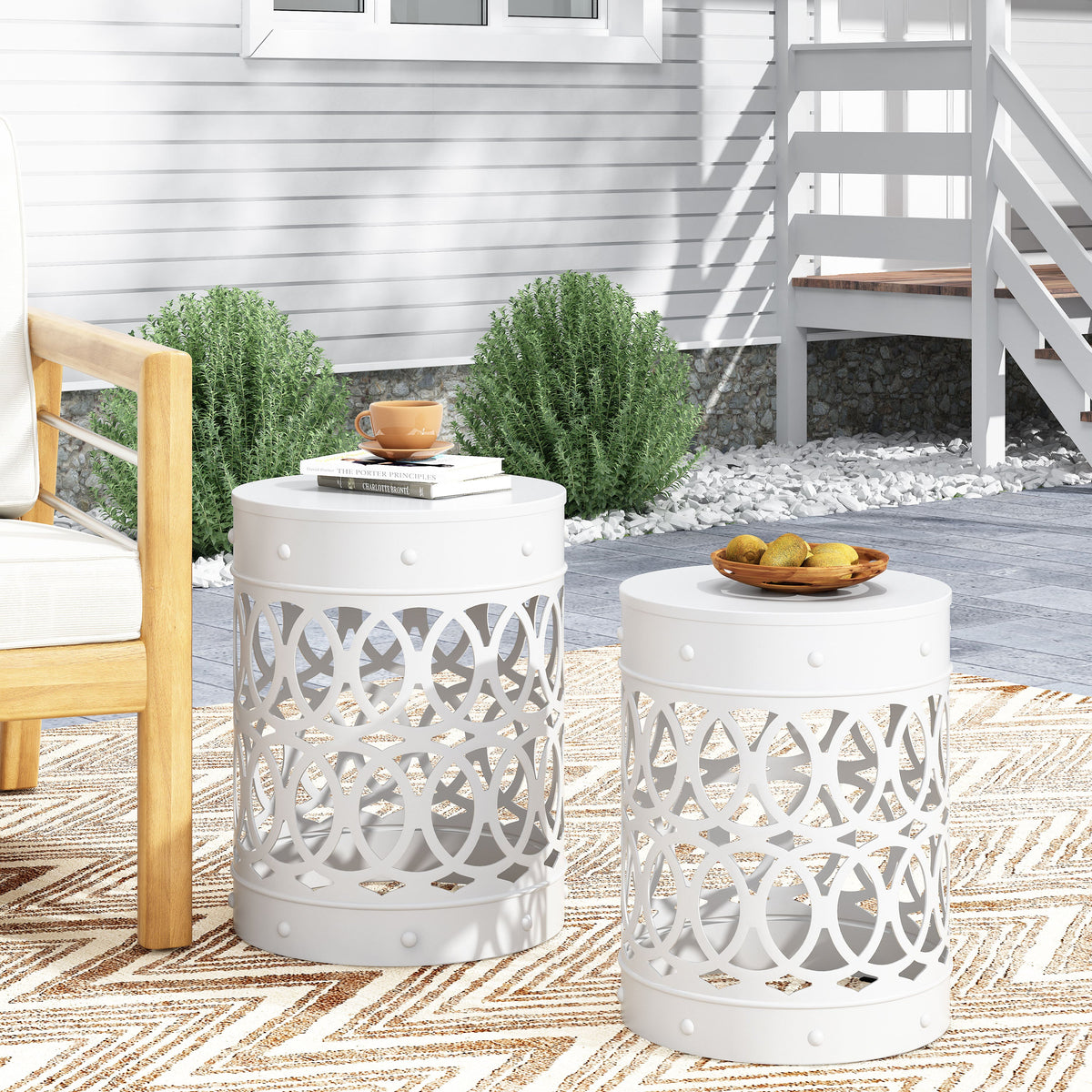 Outdoor Metal S/2 End Table